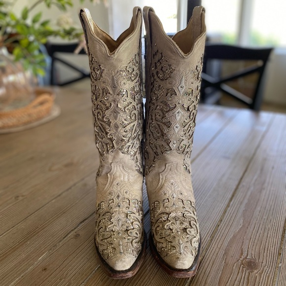 Corral White Glitter Inlay and Crystals A3322 Boots - Picture 2 of 14